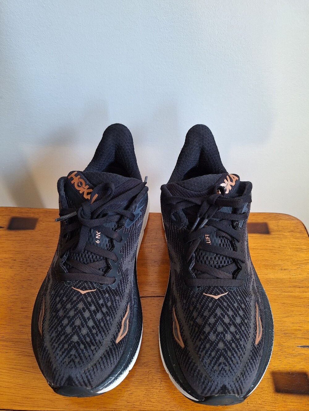 Hoka Clifton 9  Black/Rose Gold  Women's Size 7.5B - Picture 8 of 16